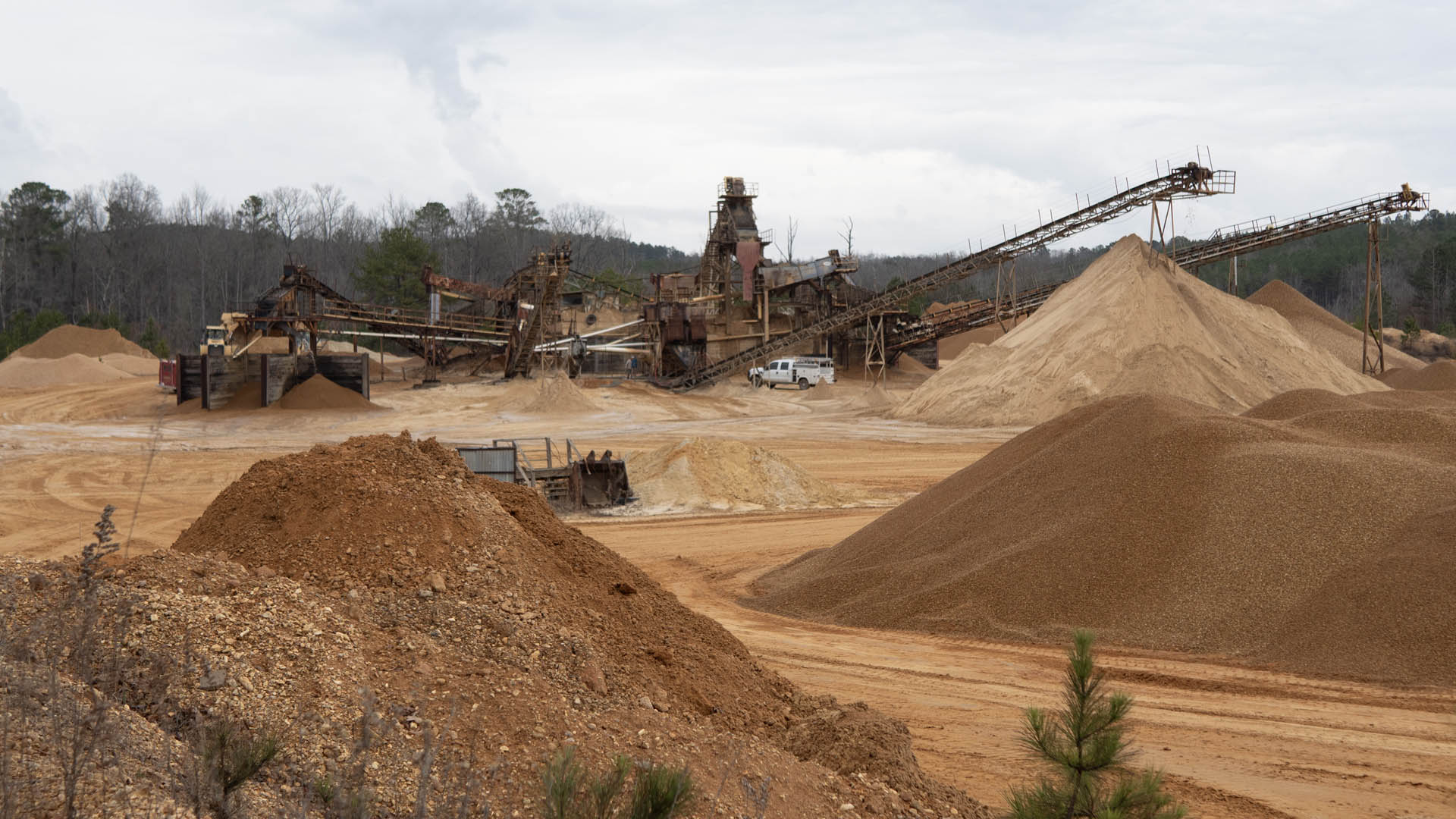 Masonry project using mason sand for mortar